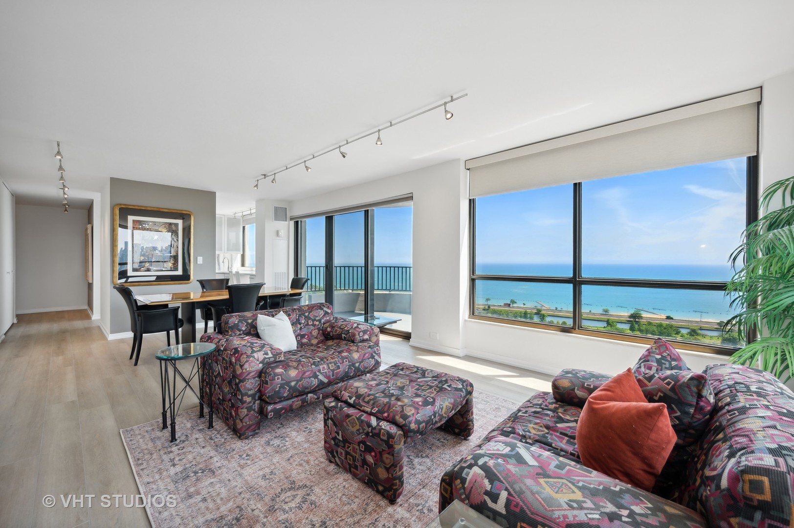2020 N LINCOLN PARK WEST Unit: 31FG