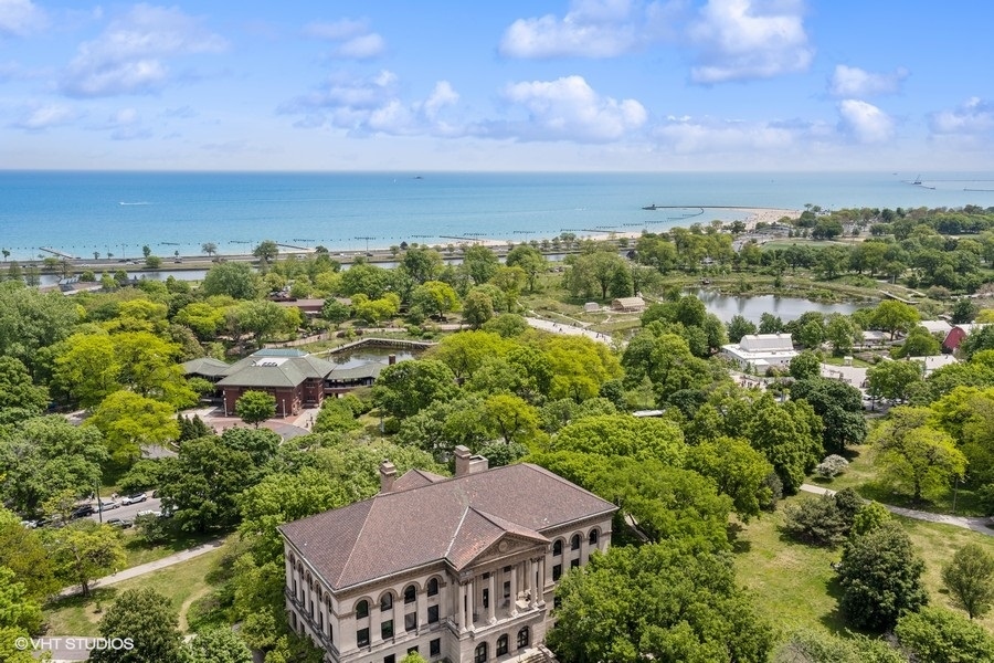 2020 N Lincoln Park West Unit: 15F