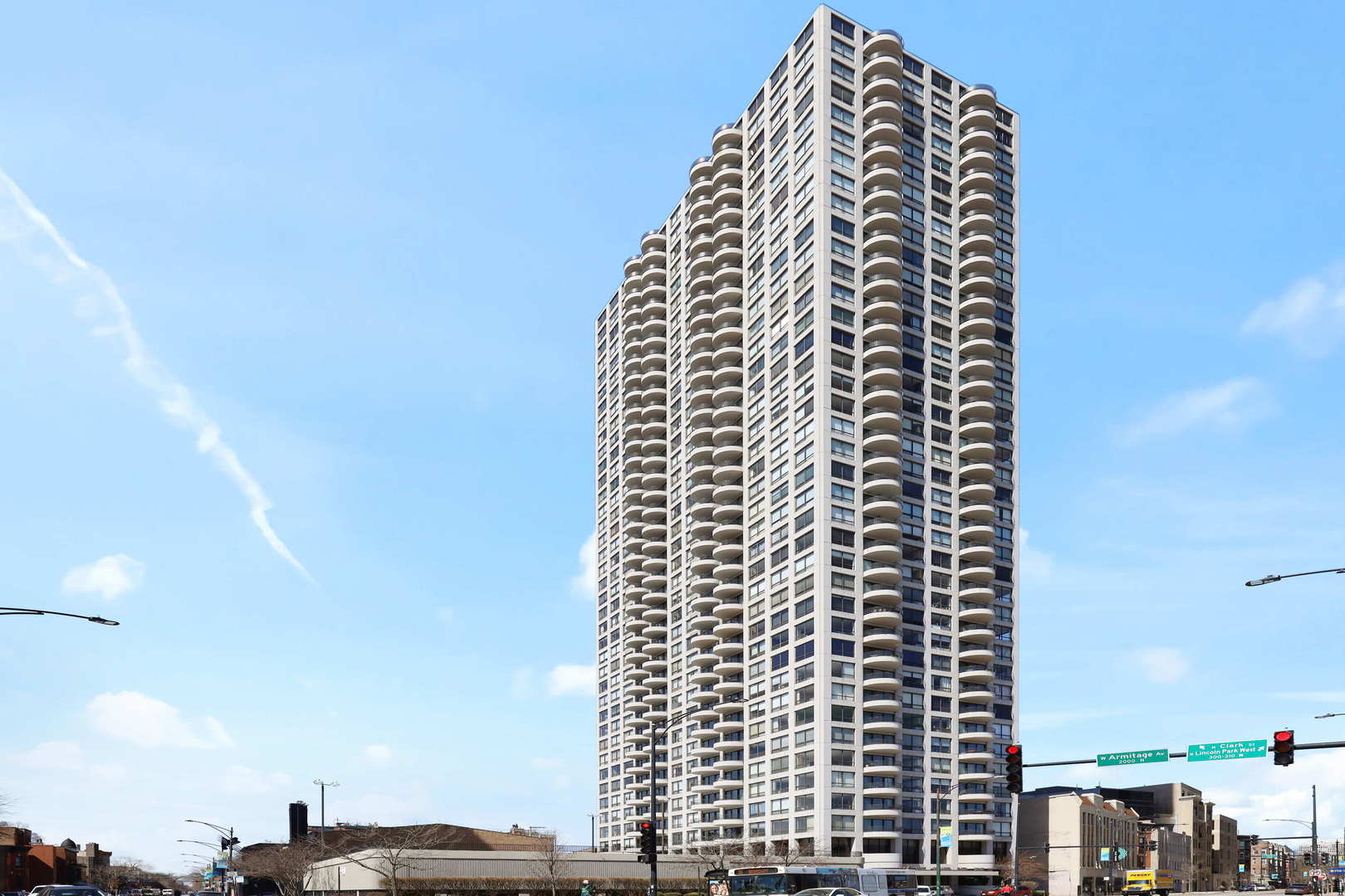 2020 N Lincoln Park West Unit: 15F