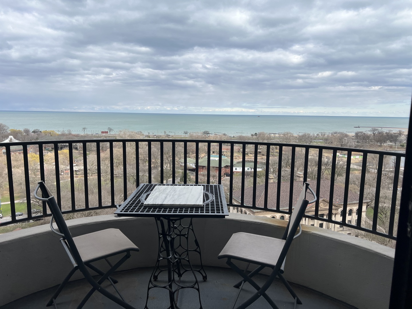 2020 N Lincoln Park West Unit: 15F