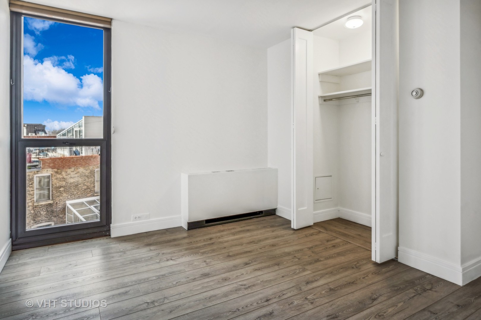 1850 N Clark Street Unit: 503