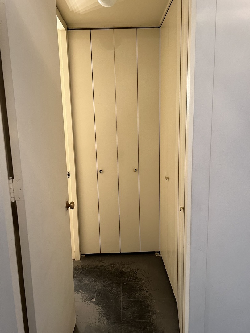 2020 N Lincoln Park West Unit: 22L