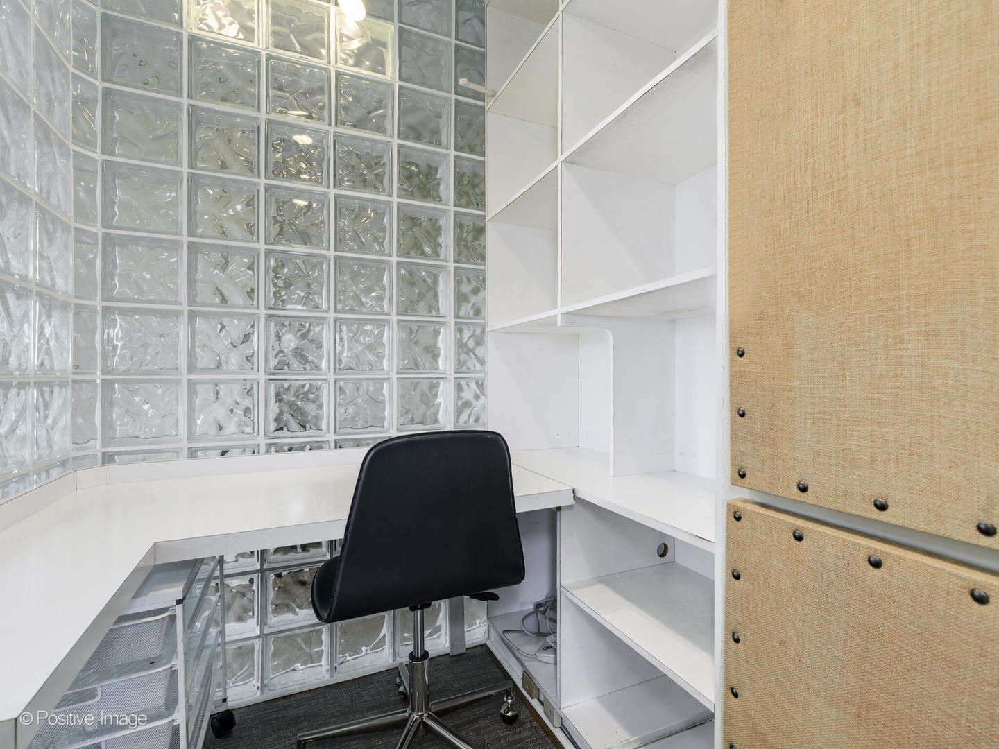 2020 N Lincoln Park West Unit: 5F