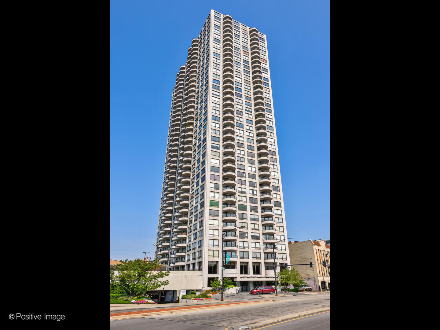 2020 N Lincoln Park West Unit: 5F