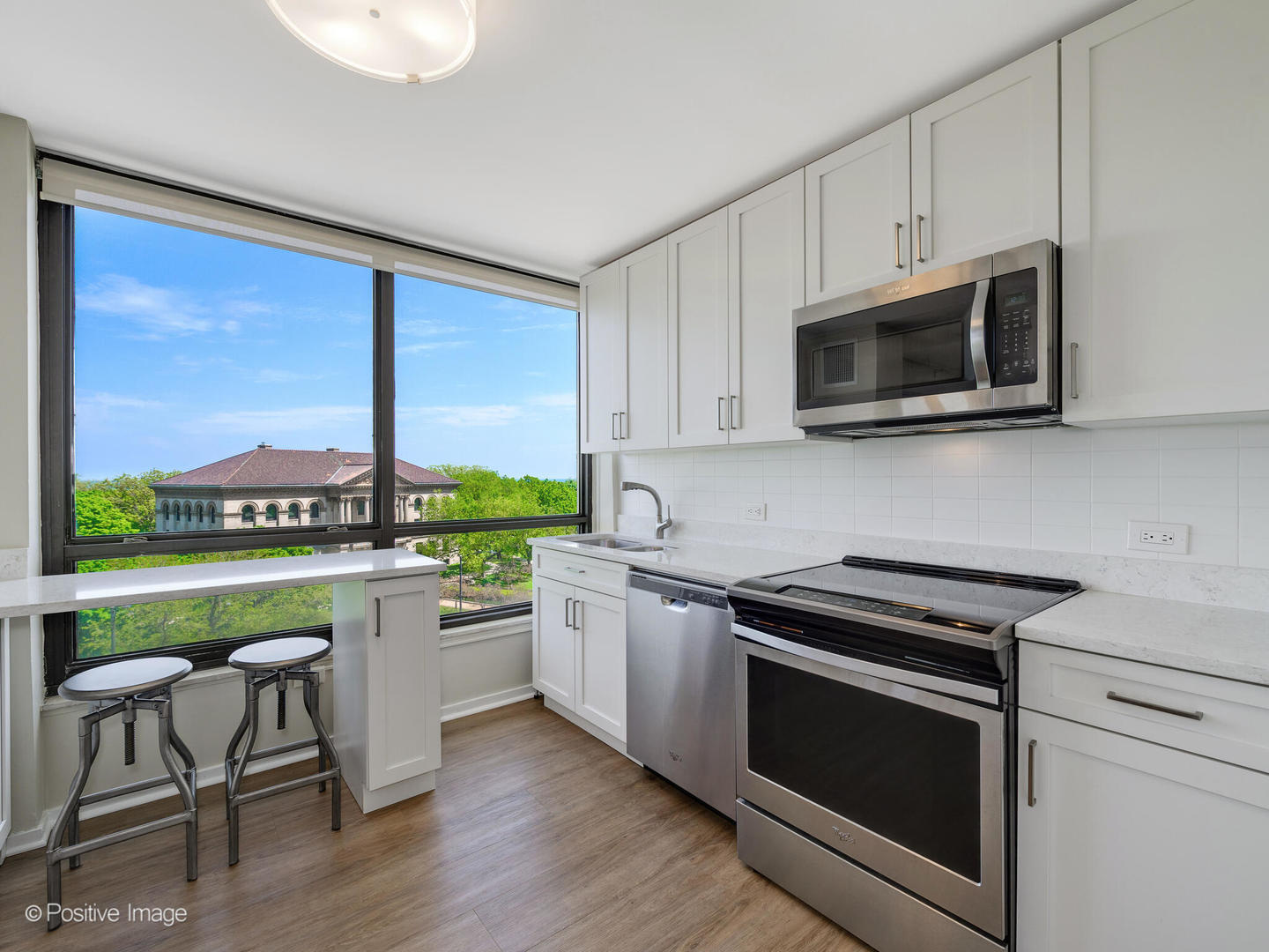 2020 N Lincoln Park West Unit: 5F