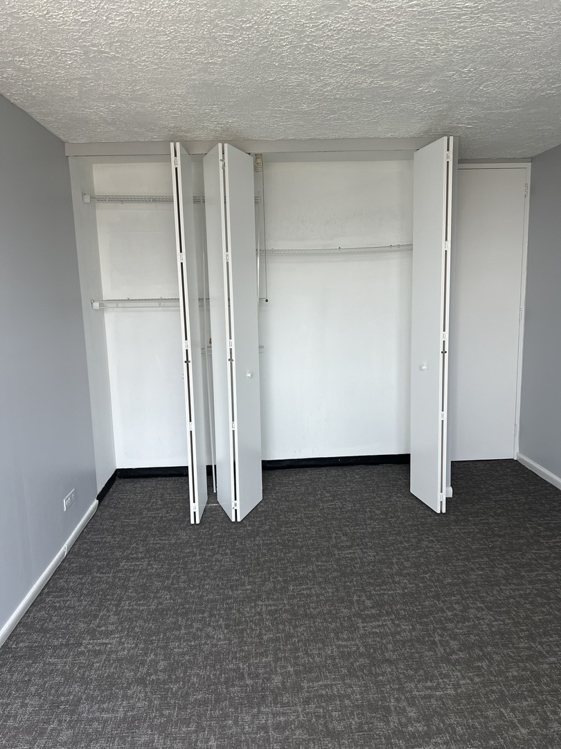 720 W Gordon Terrace Unit: 17B