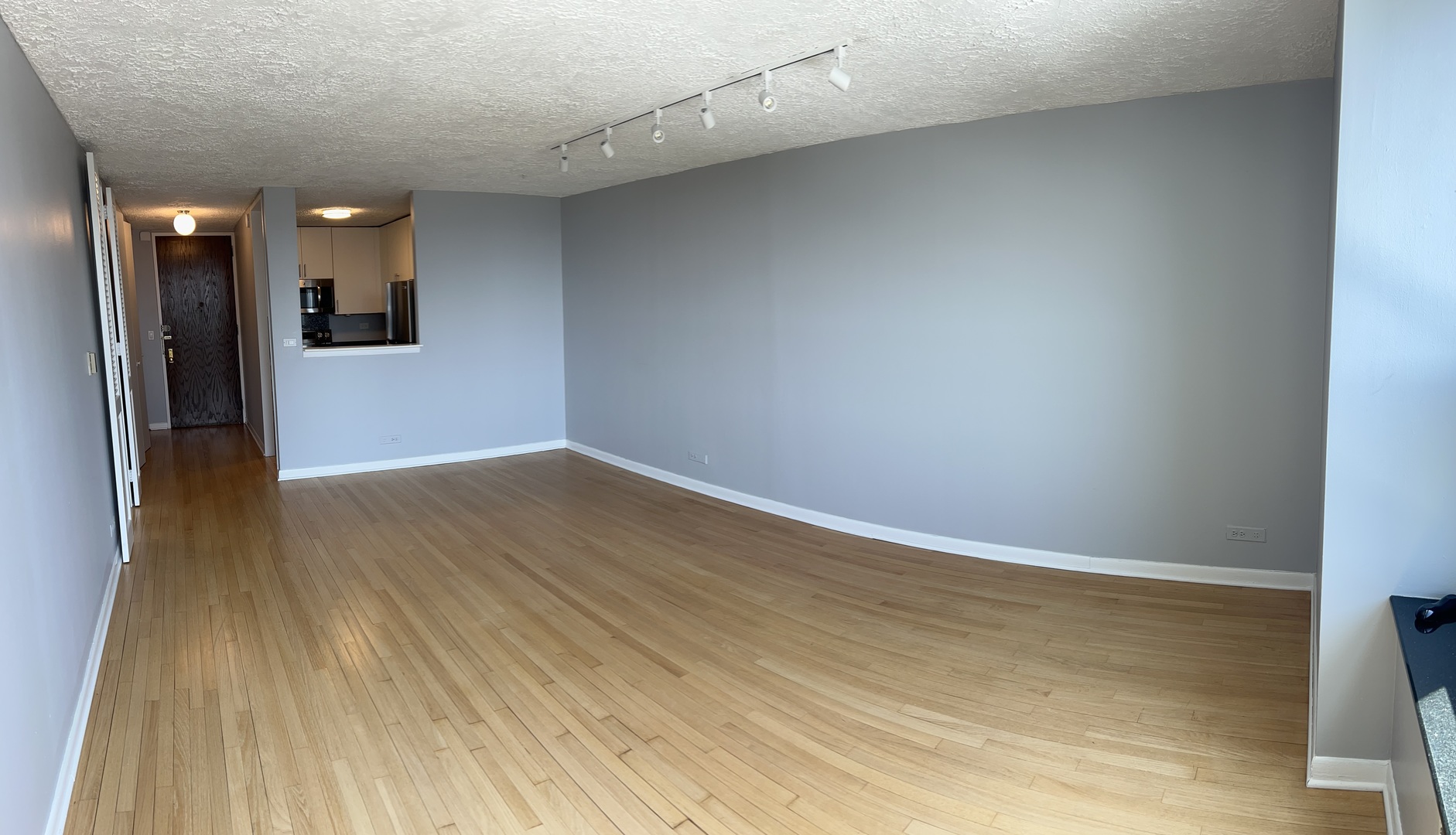 720 W Gordon Terrace Unit: 17B
