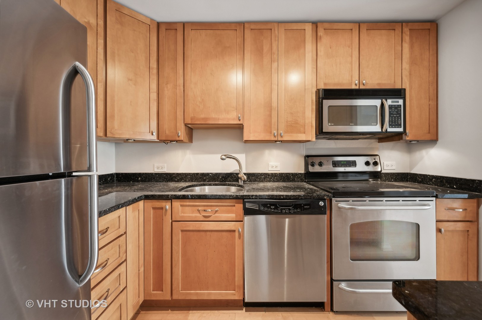 2020 N Lincoln Park West Unit: 10C