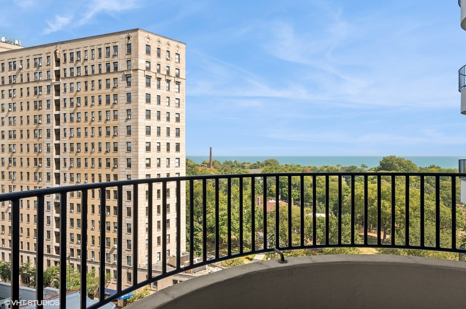 2020 N Lincoln Park West Unit: 10C