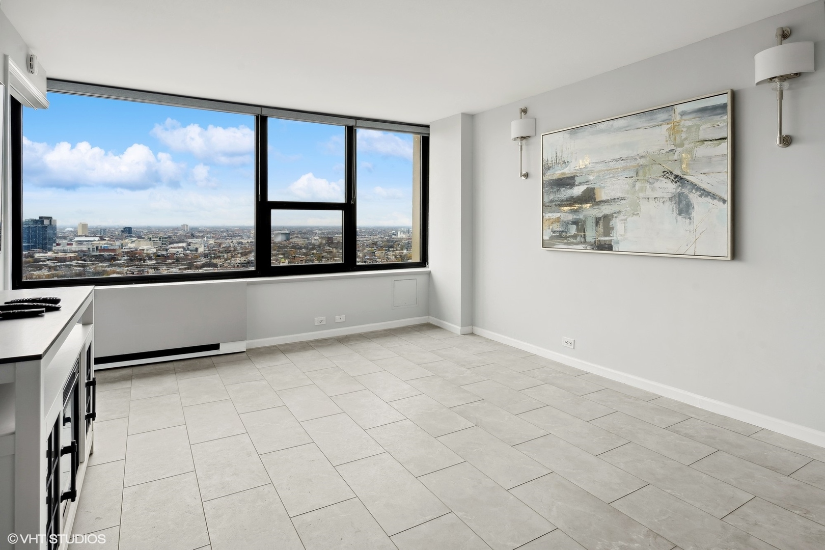 1850 N Clark Street Unit: 2910