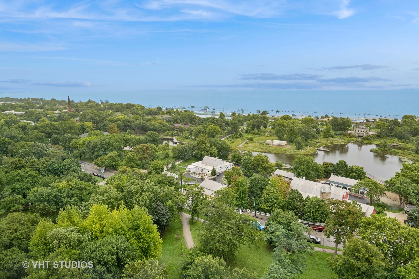 1850 N Clark Street Unit: 2202
