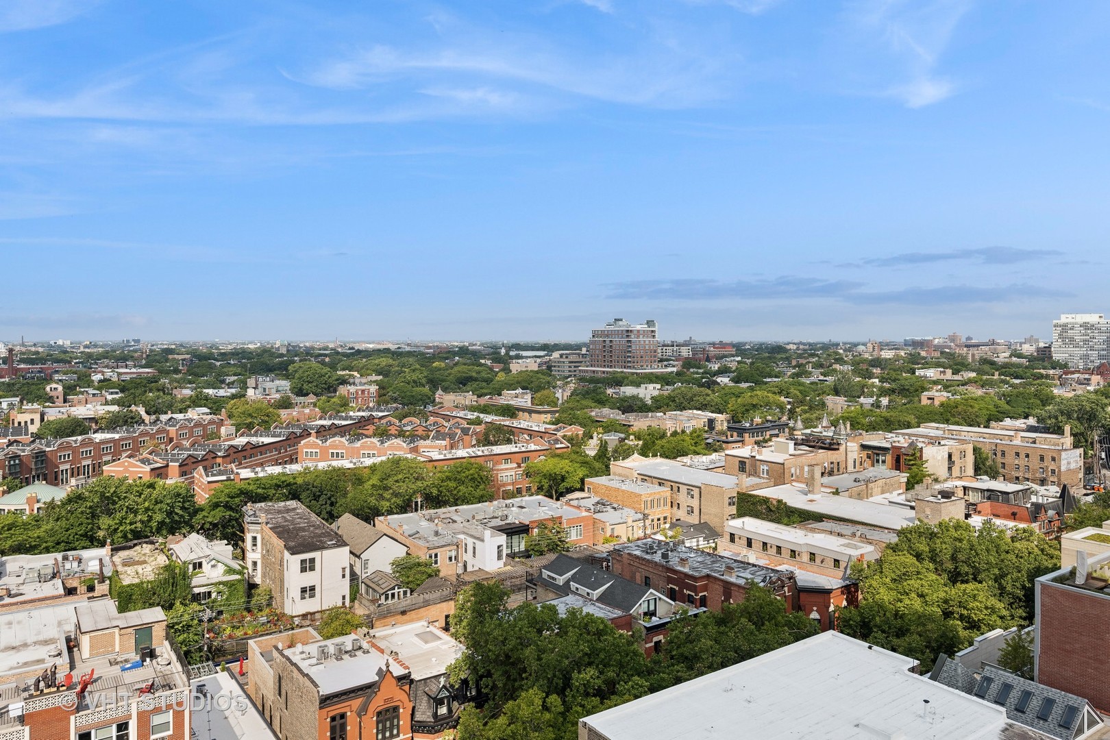 2020 N Lincoln Park West Unit: 13M