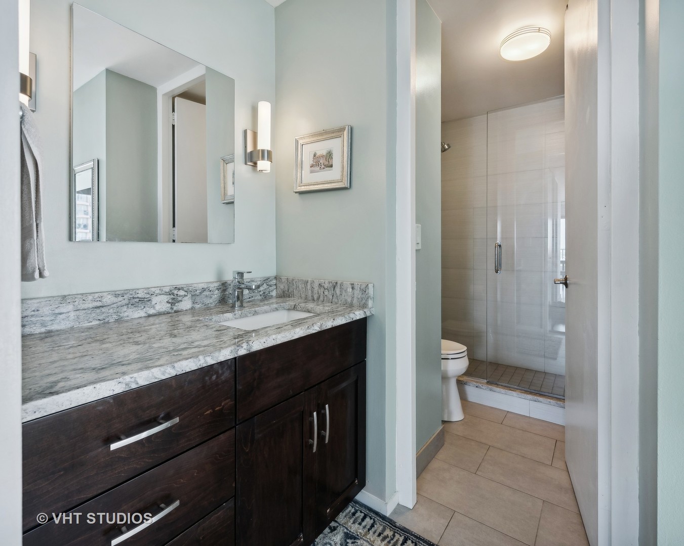 2020 N Lincoln Park West Unit: 13M