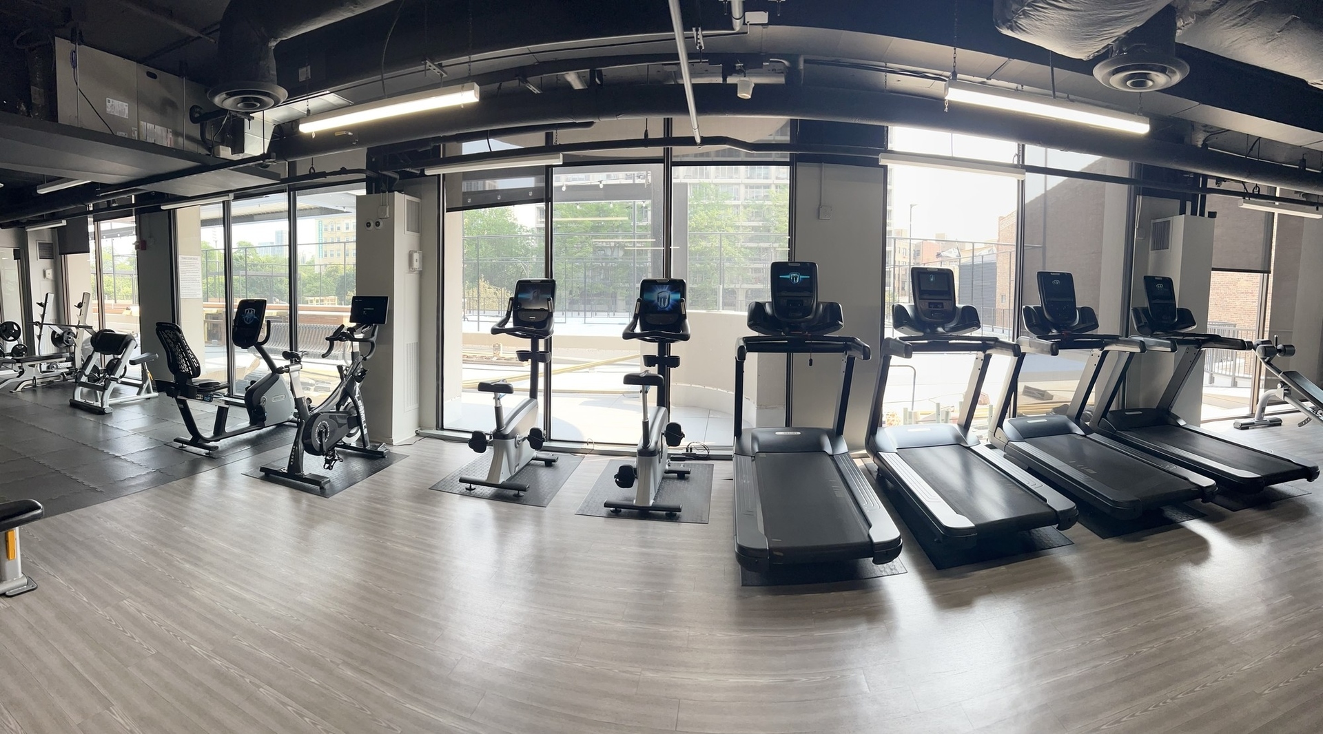 2020 N Lincoln Park West Unit: 36L