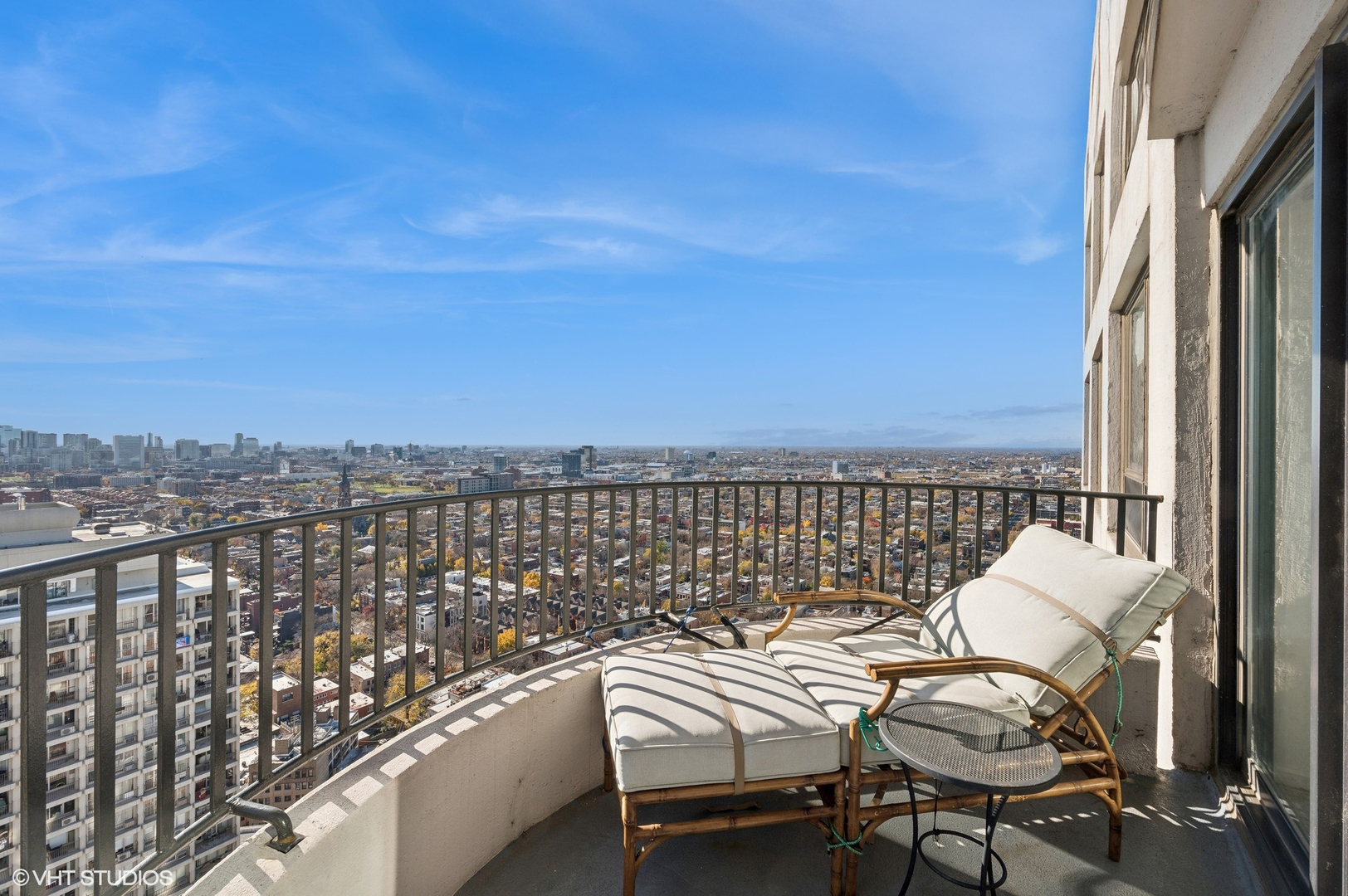 2020 N Lincoln Park West Unit: 36L
