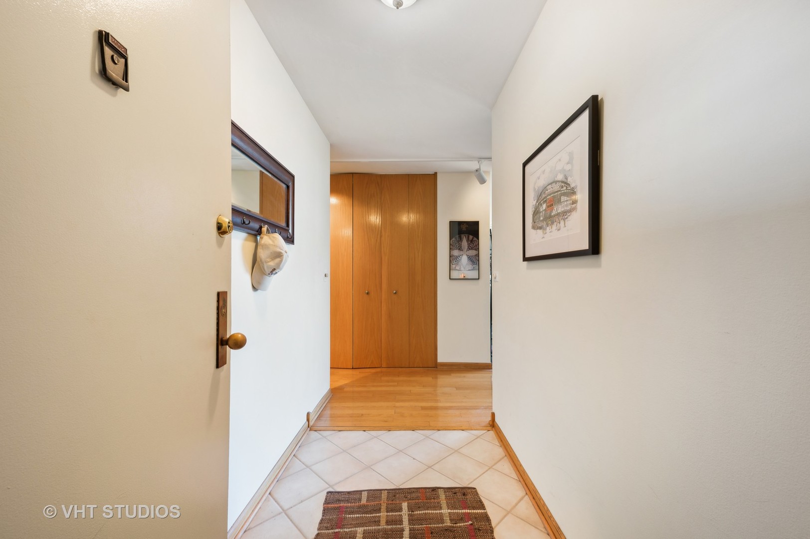 1850 N Clark Street Unit: 3002