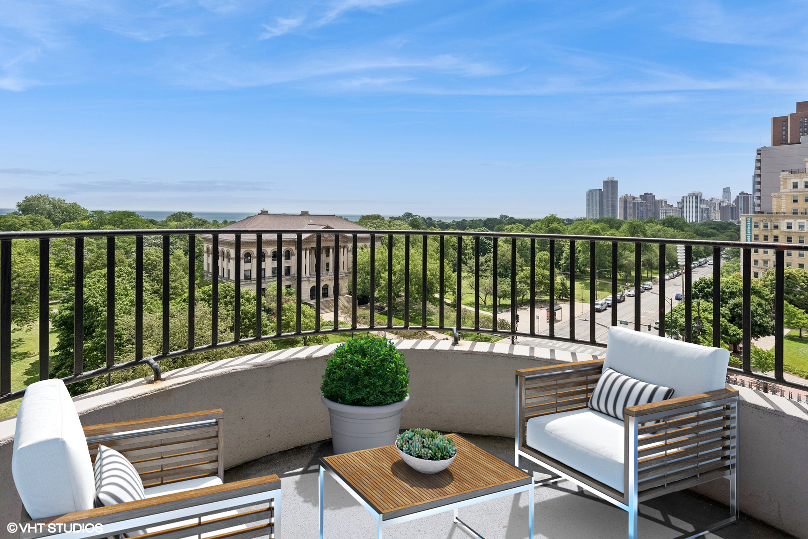 2020 N Lincoln Park West N Unit: 8F