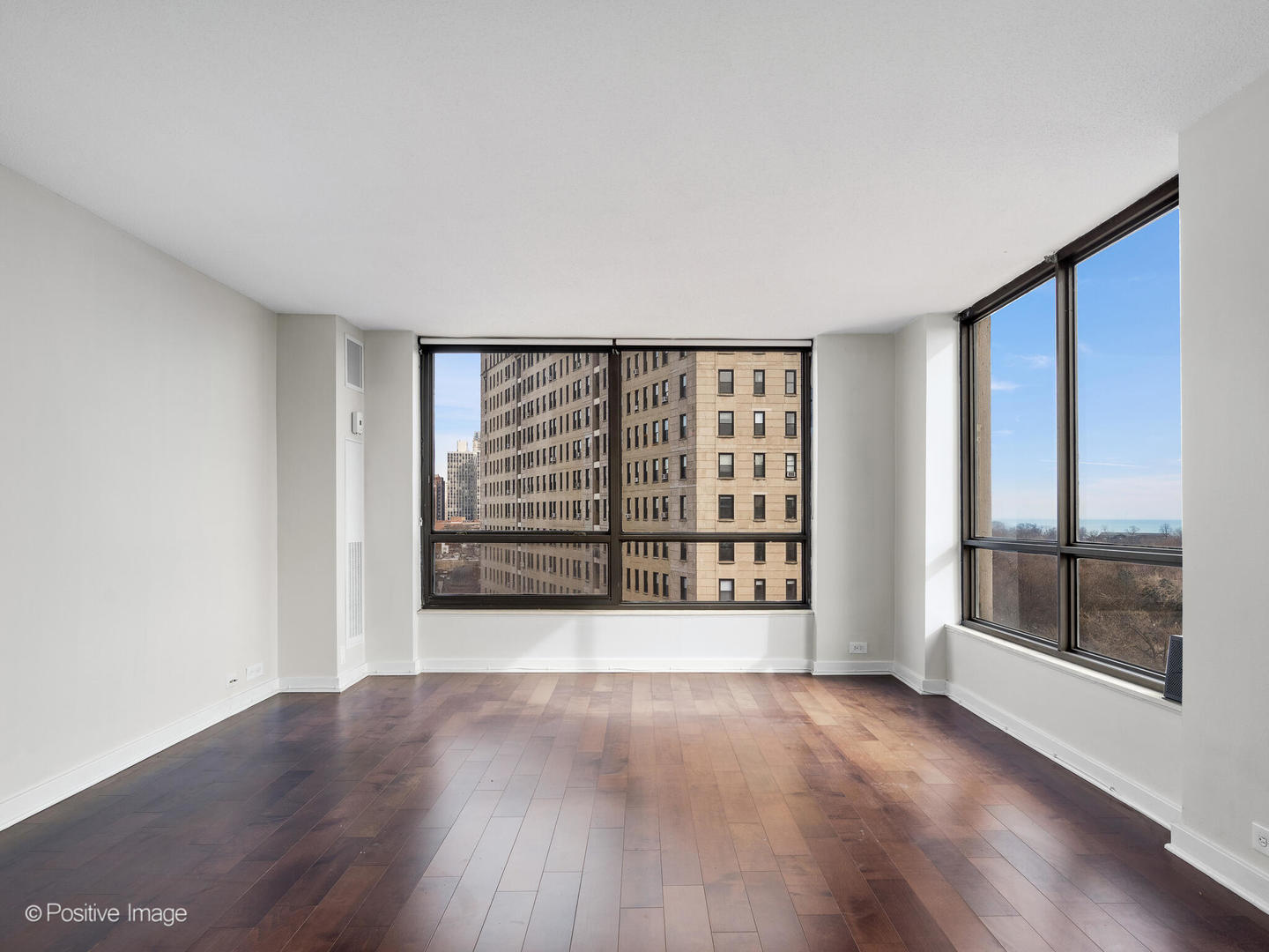 2020 N Lincoln Park West N Unit: 8F
