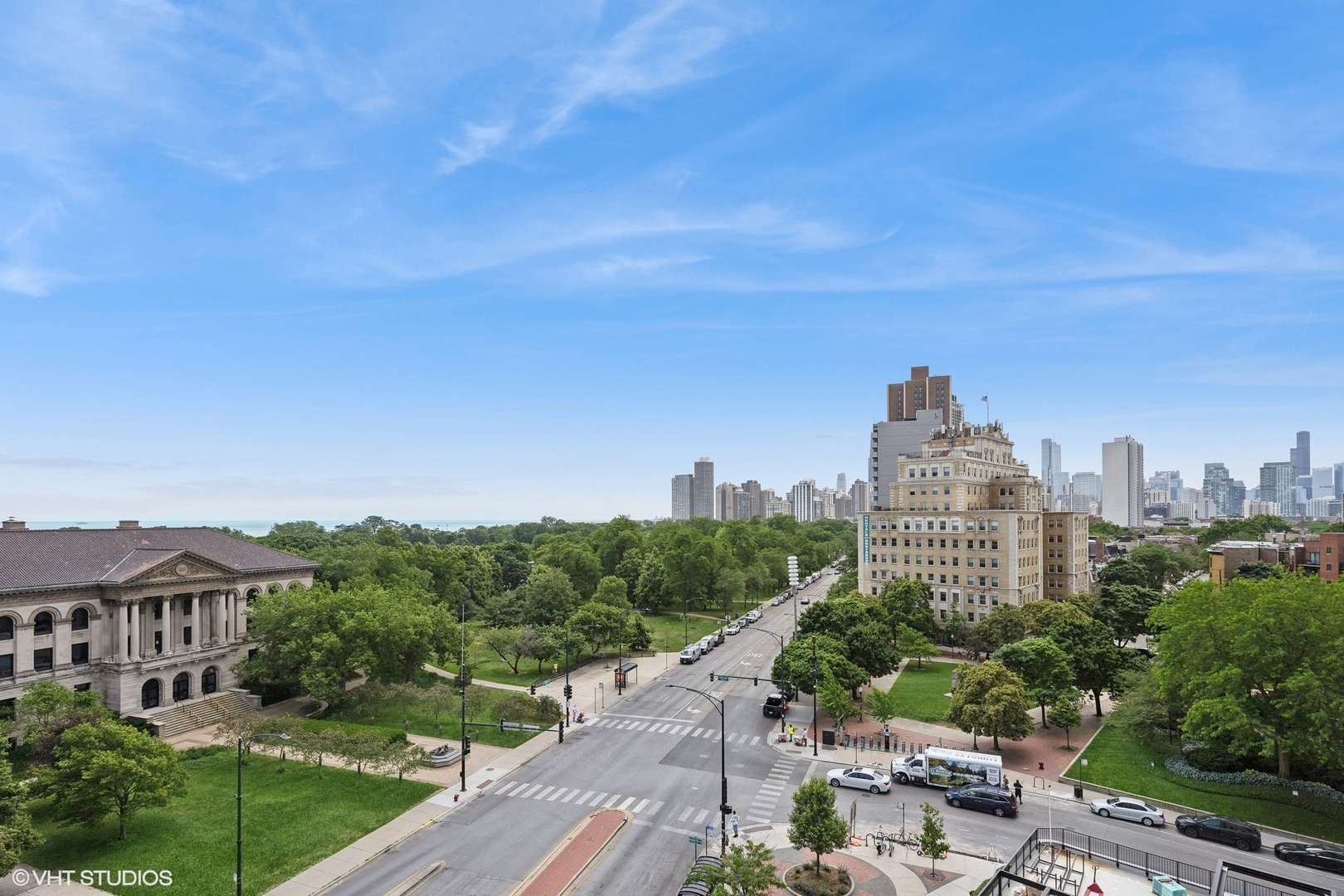 2020 N Lincoln Park West N Unit: 8F