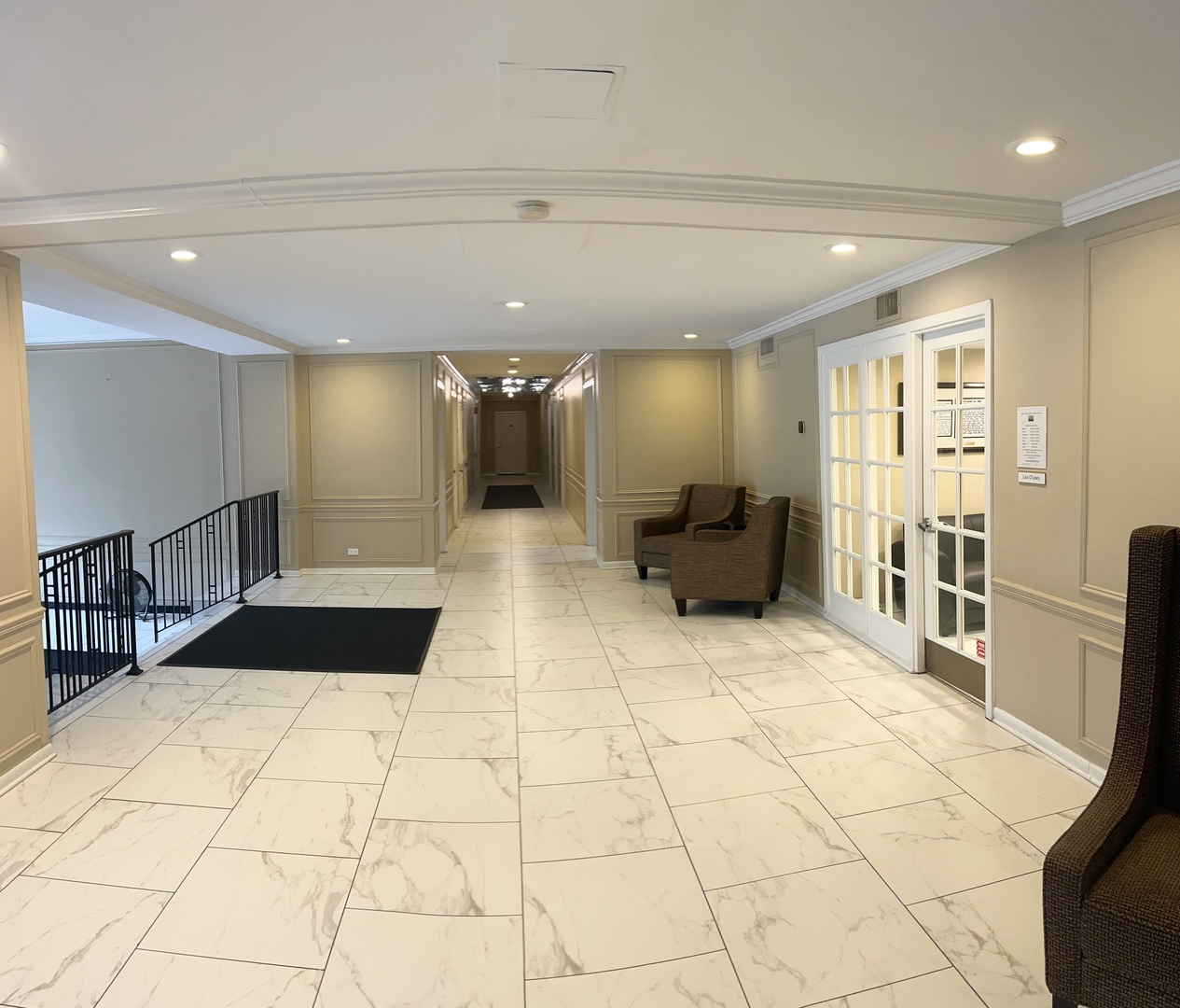 2909 N Sheridan Road Unit: 1703