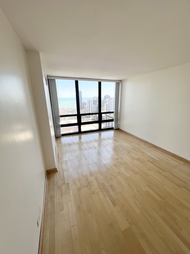1636 N Wells Street Unit: 3409