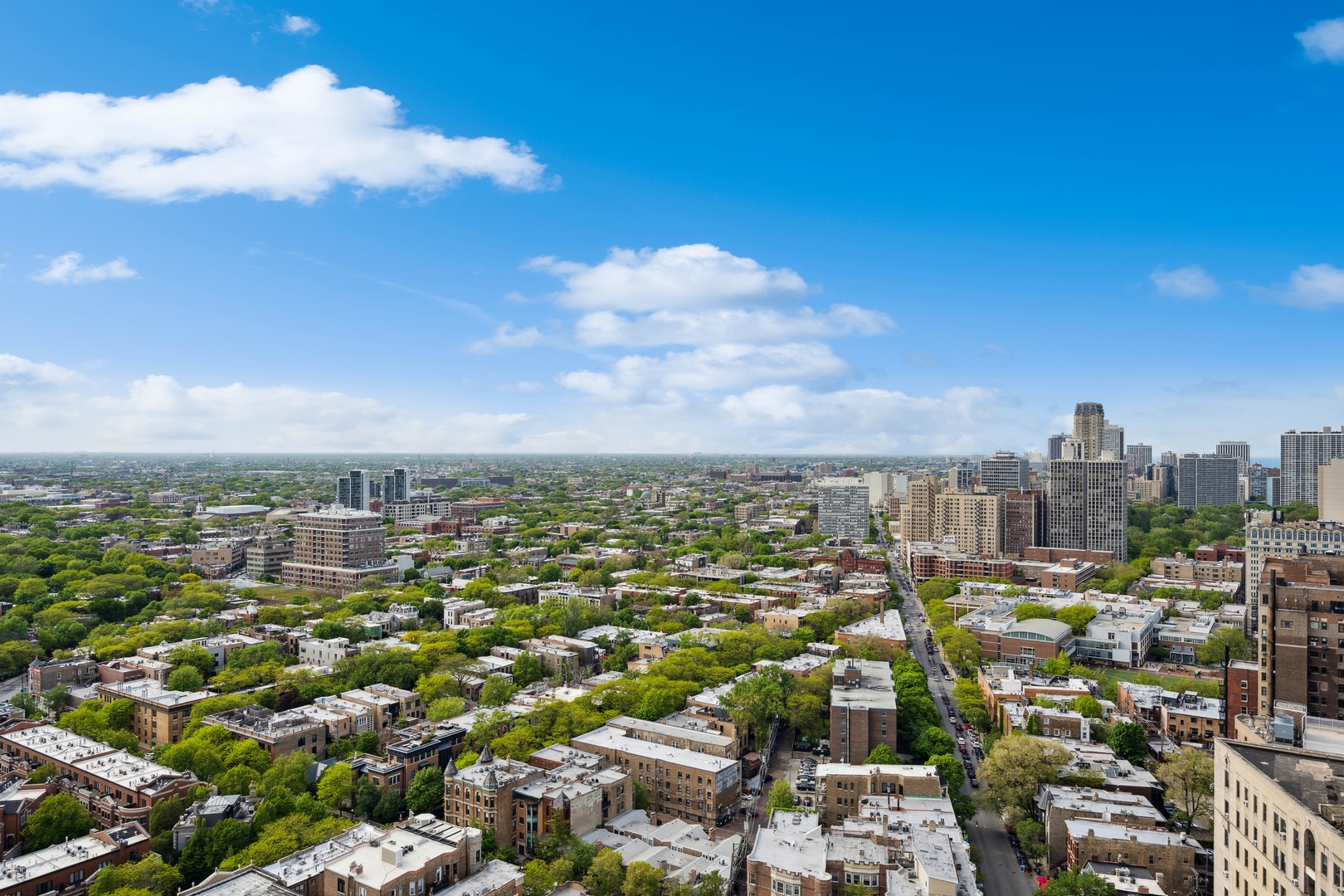 2020 N Lincoln Park West Unit: 31DE