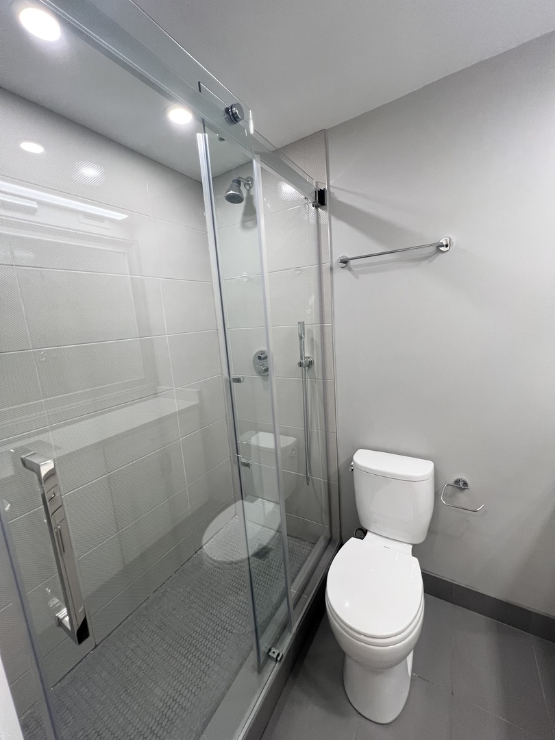 2020 N Lincoln Park West Unit: 30L