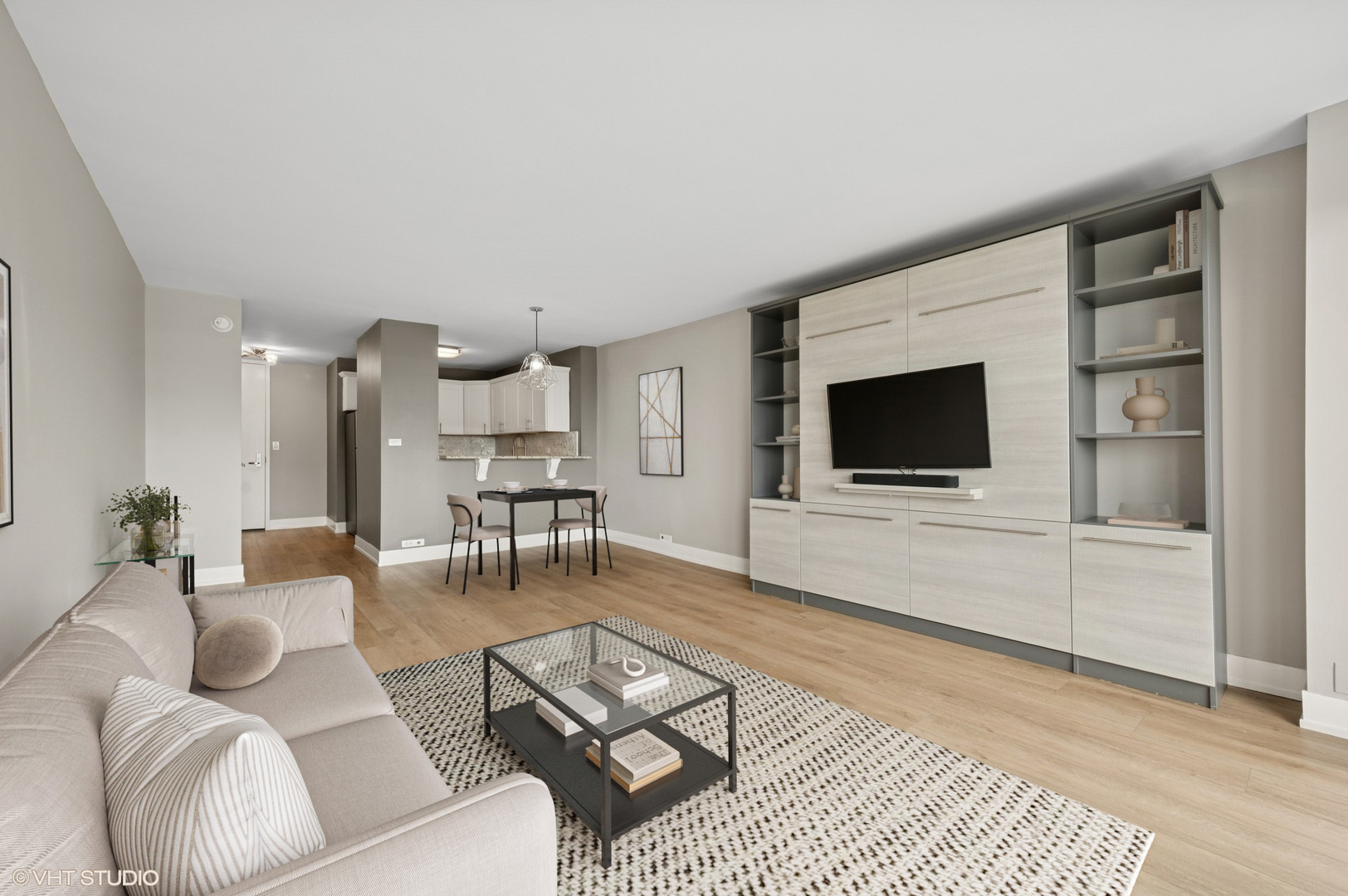 2020 N Lincoln Park West Unit: 30L