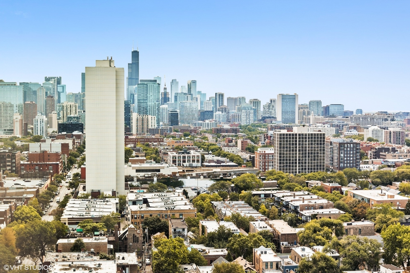 1850 N Clark Street Unit: 2504
