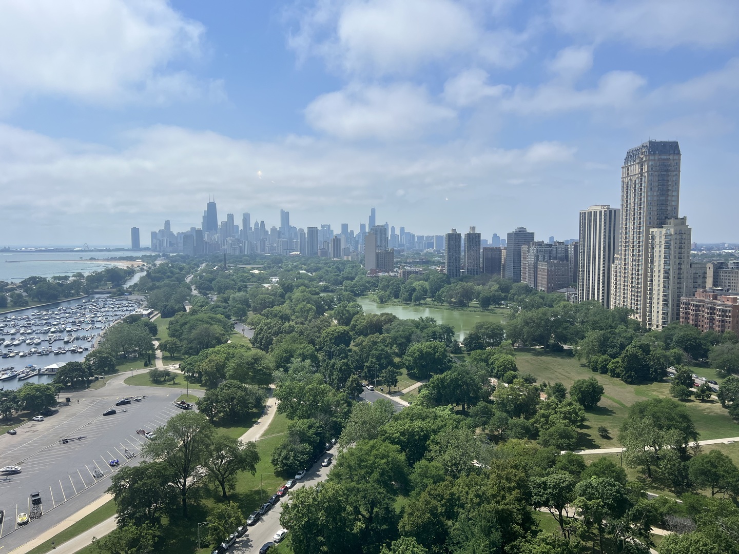 2800 N Lake Shore Drive Unit: 2610