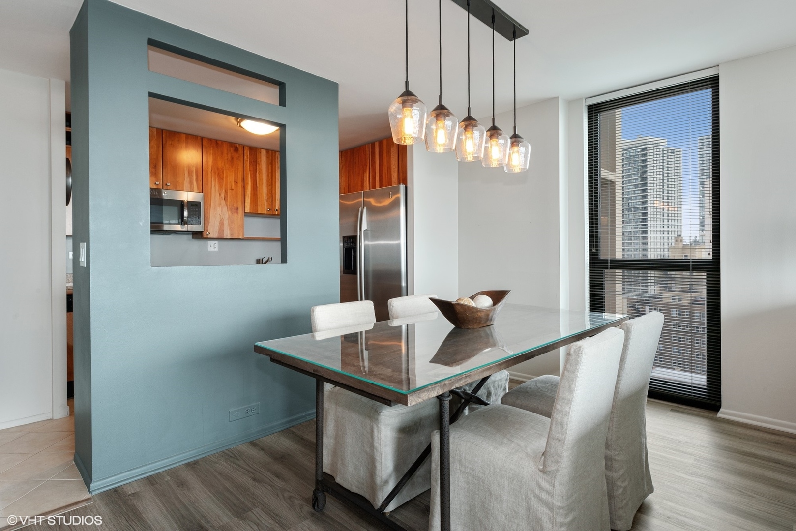 1850 N Clark Street Unit: 1501