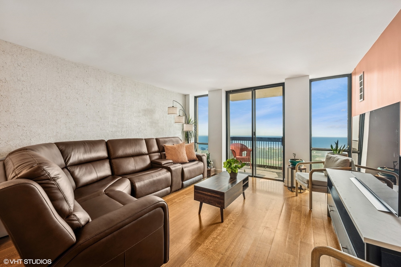 1660 N LaSalle Drive Unit: 2707