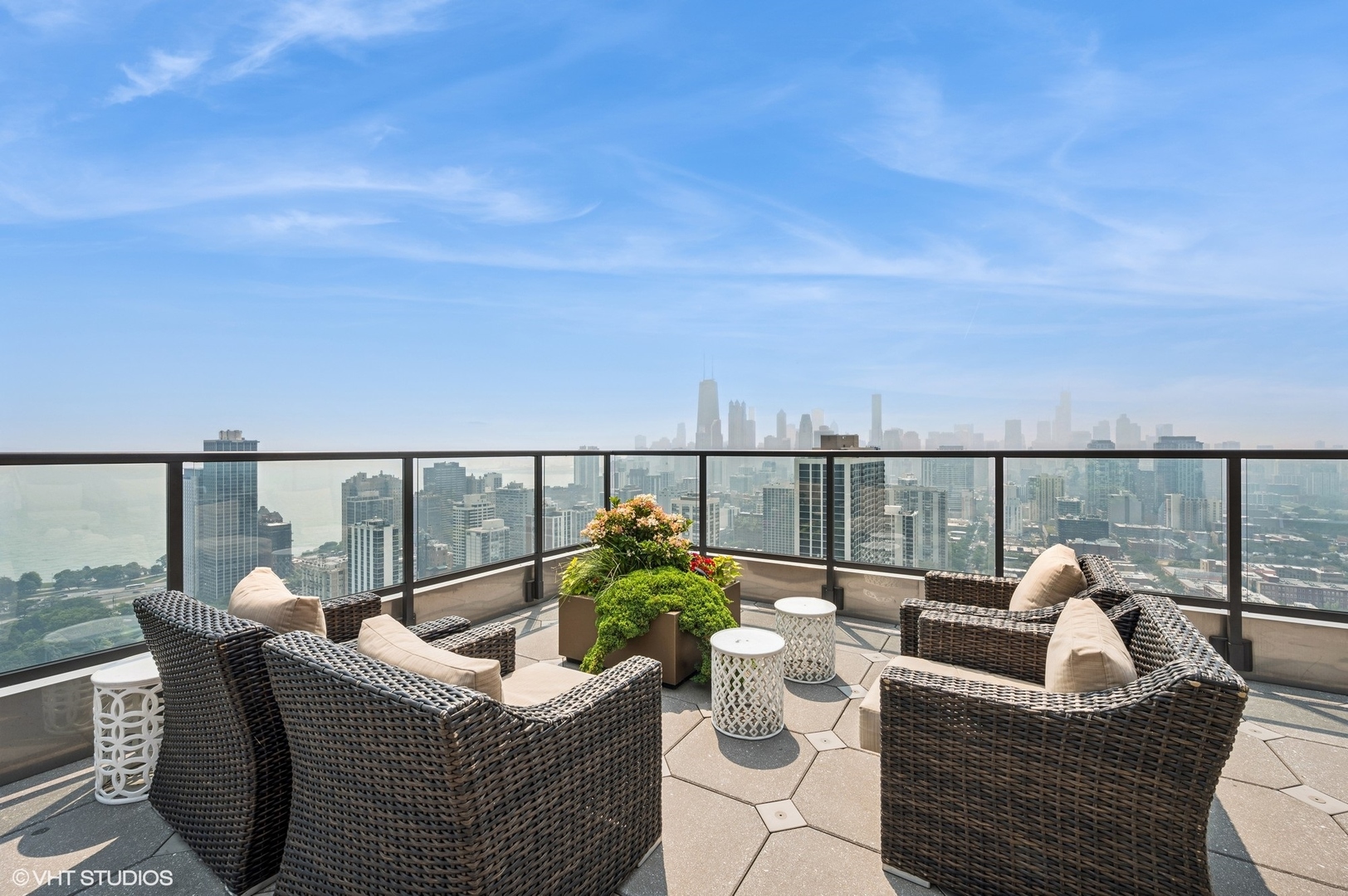 1660 N LaSalle Drive Unit: 2707