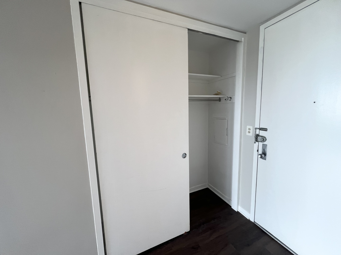 2626 N Lakeview Avenue Unit: 1509