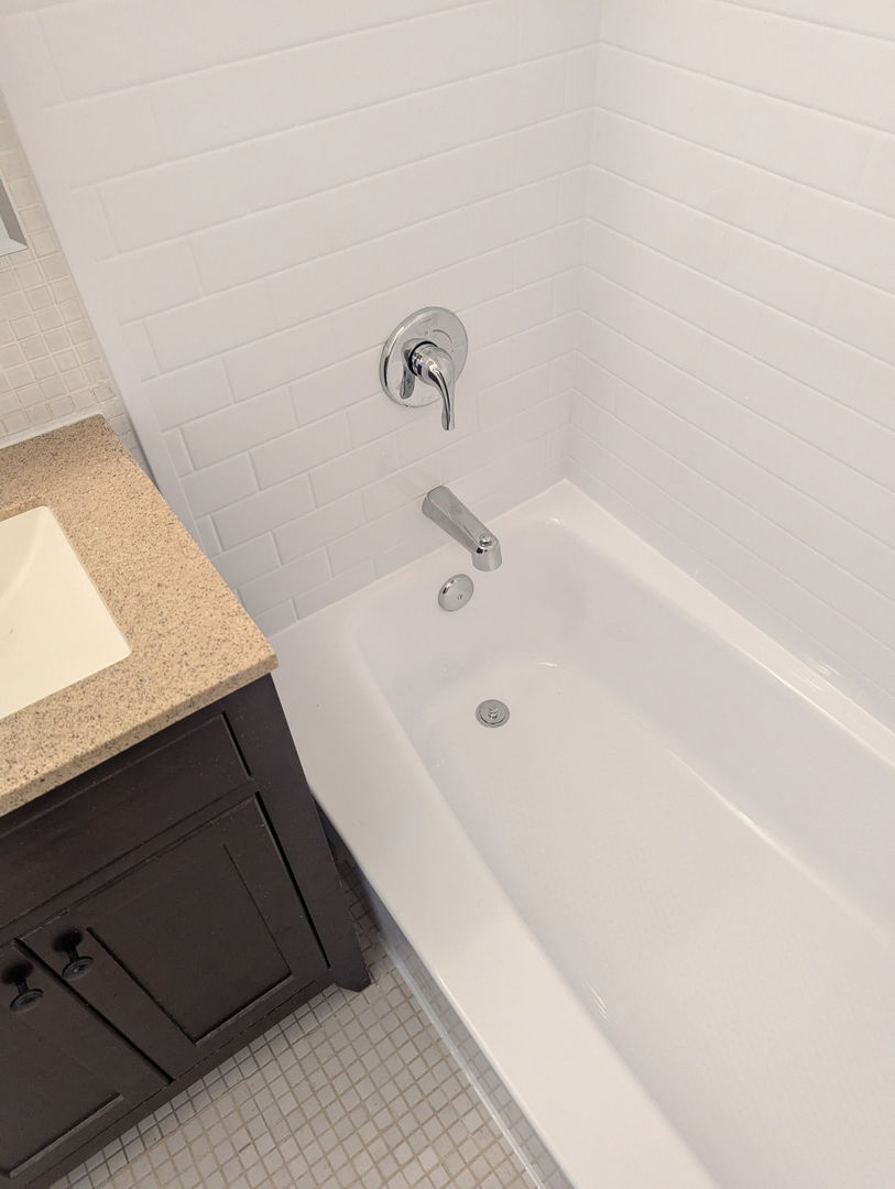 2626 N Lakeview Avenue Unit: 1509