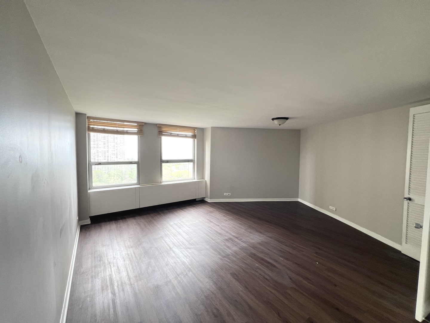 2626 N Lakeview Avenue Unit: 1509