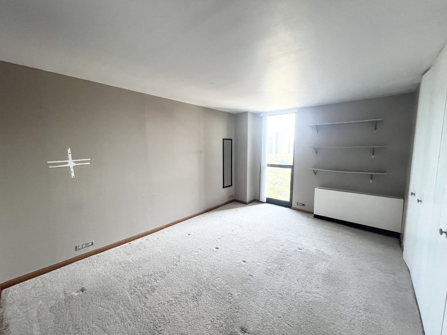 1850 N CLARK Street Unit: 2008