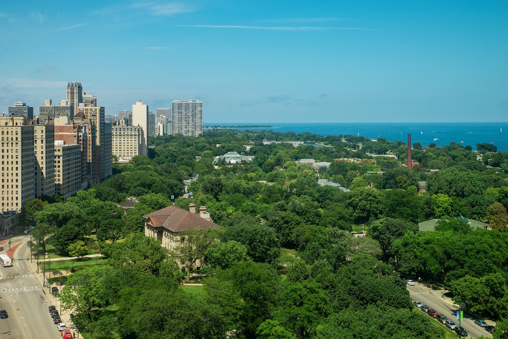 1850 N Clark Street Unit: 2202