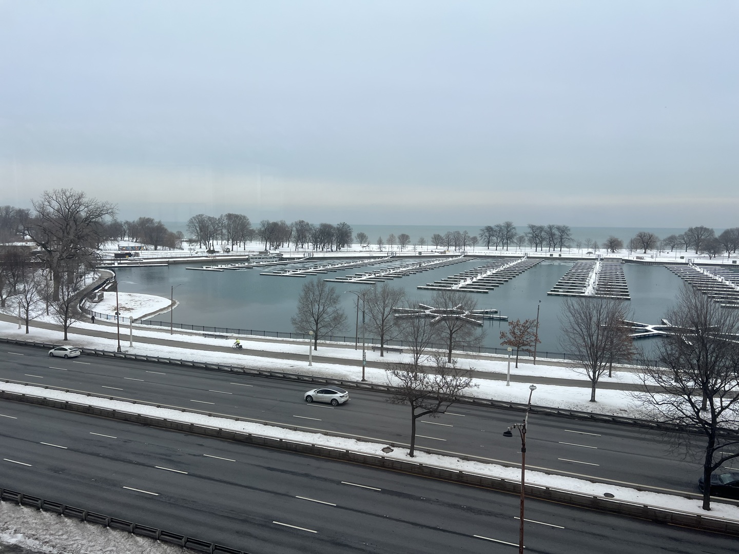 3410 N LAKE SHORE Drive Unit: 7D