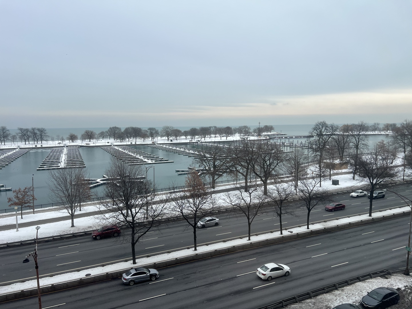 3410 N LAKE SHORE Drive Unit: 7D