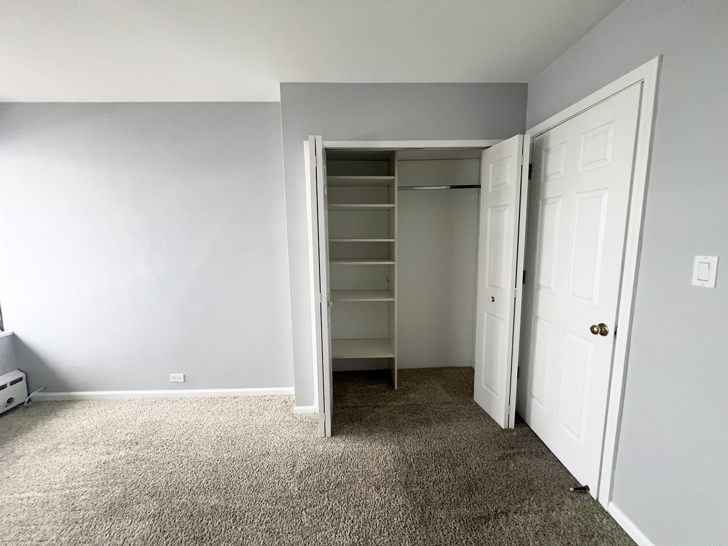 3410 N LAKE SHORE Drive Unit: 7D
