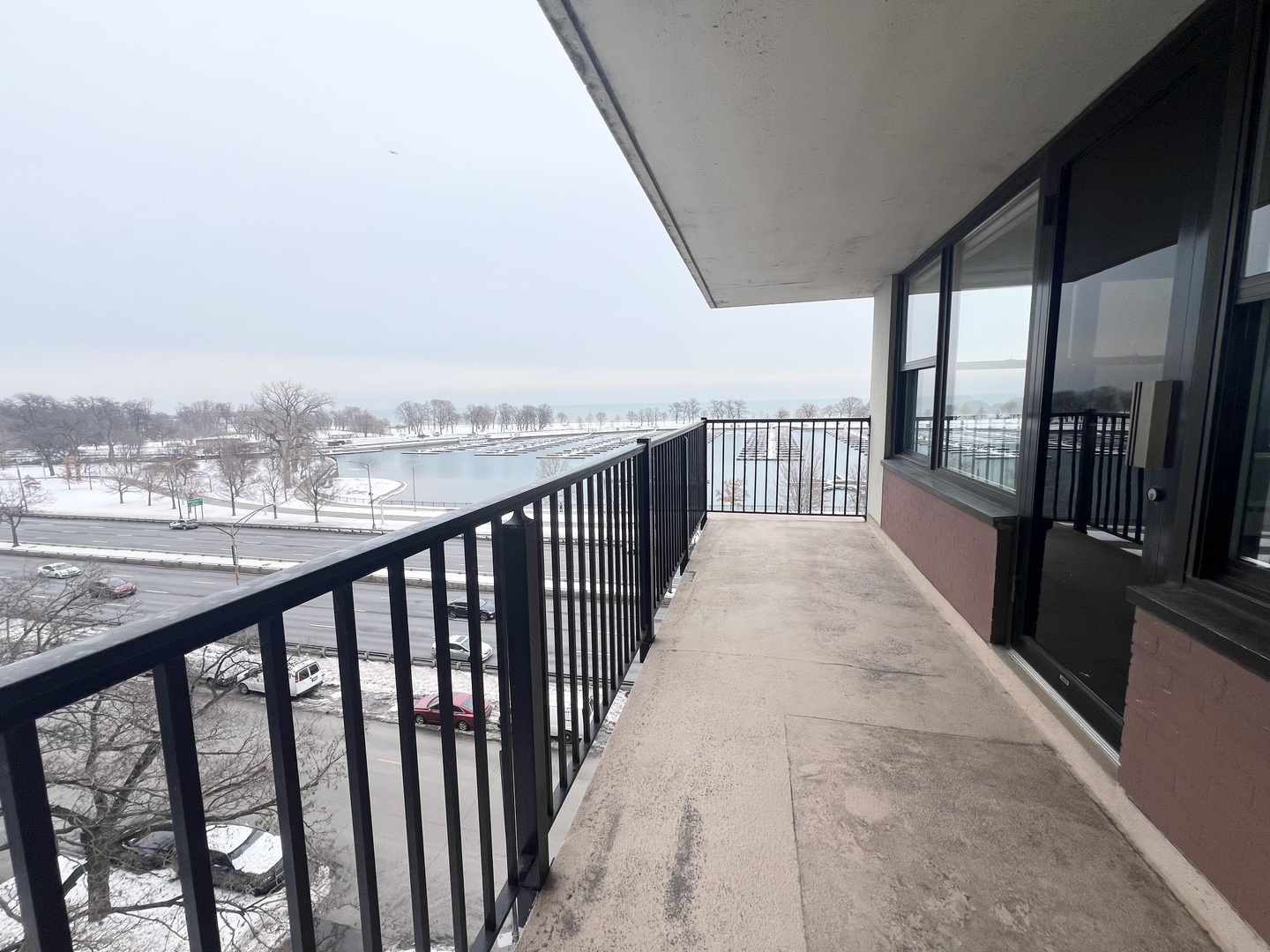 3410 N LAKE SHORE Drive Unit: 7D
