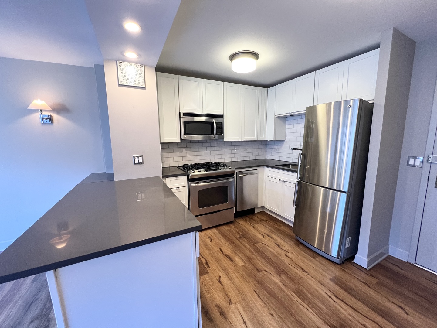 2800 N Lake Shore Drive Unit: 1511