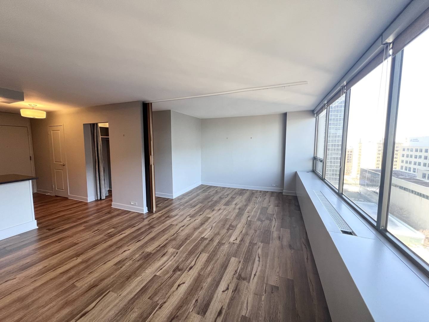 2800 N Lake Shore Drive Unit: 1511