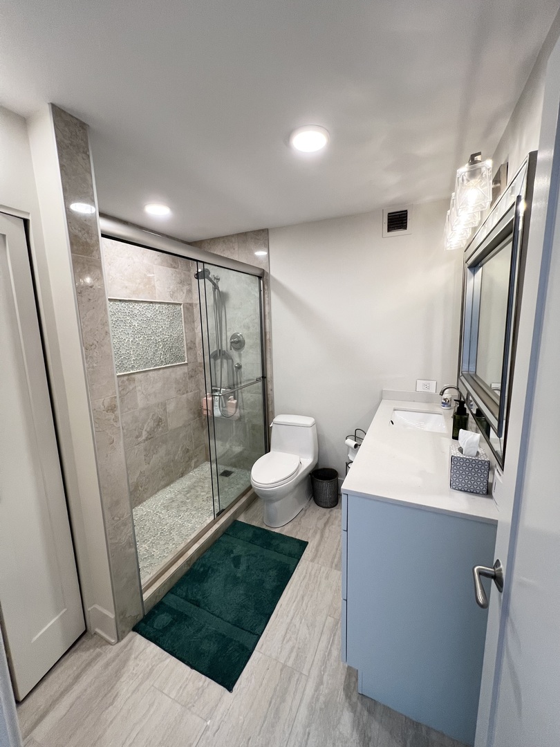 2020 N Lincoln Park West Unit: 35K