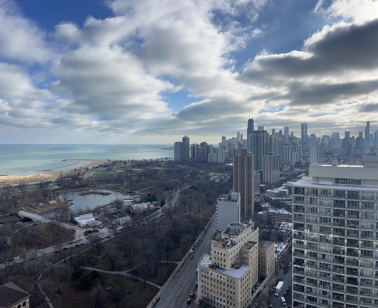 2020 N Lincoln Park West Unit: 35K