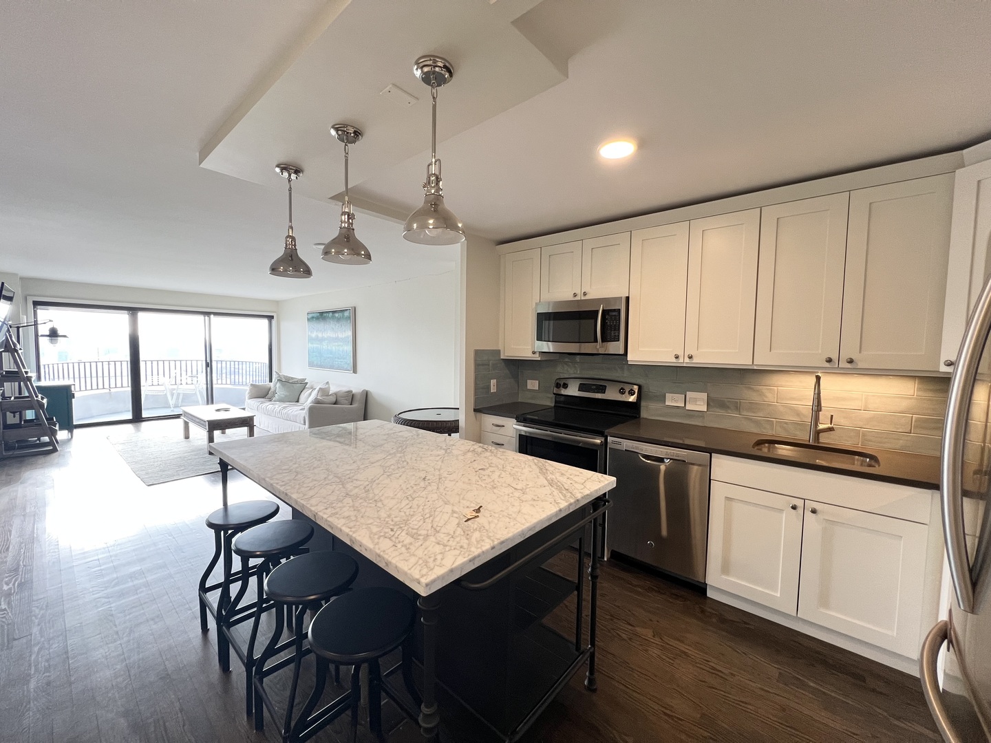 2020 N Lincoln Park West Unit: 35K
