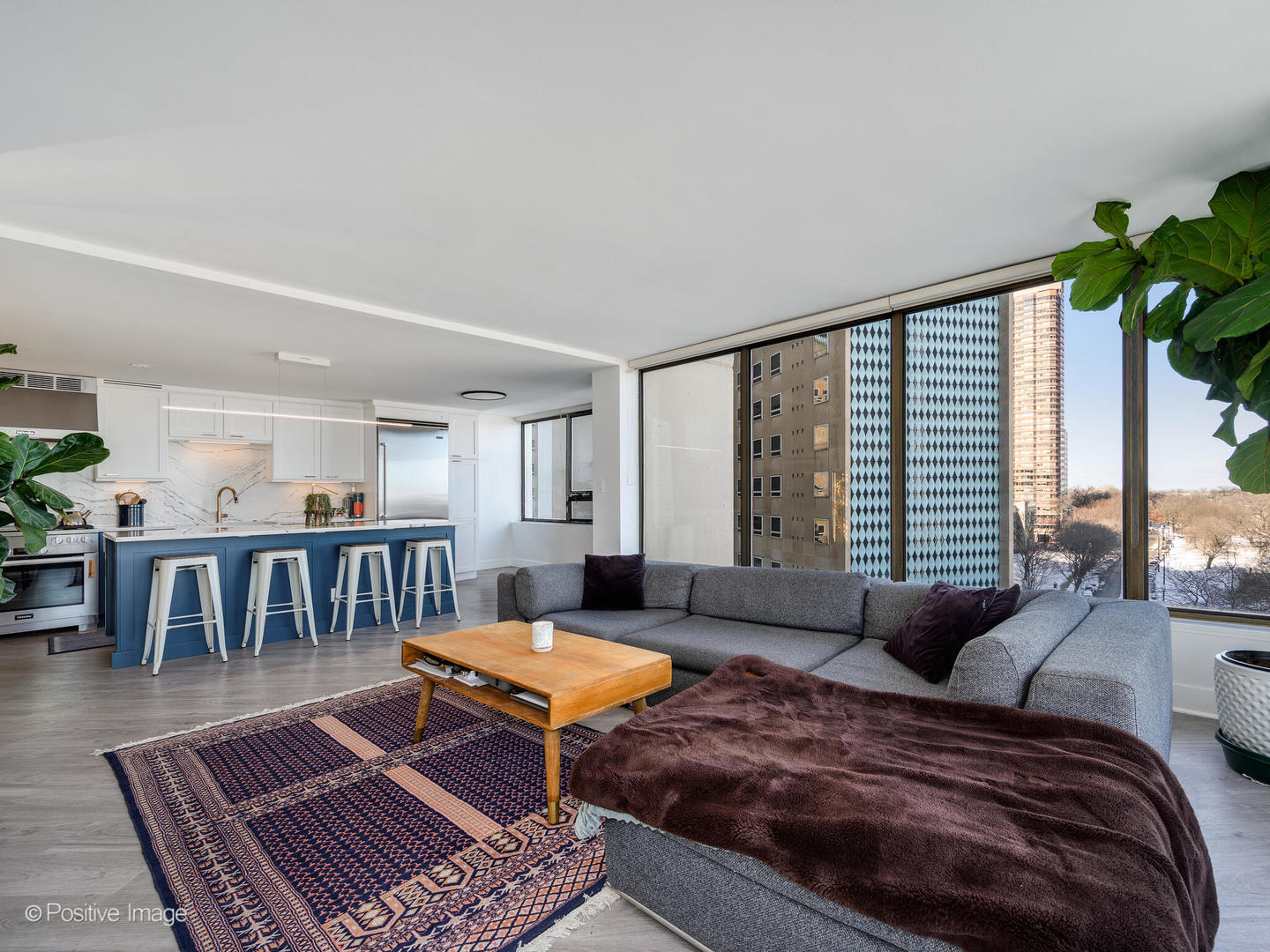 2800 N Lake Shore Drive Unit: 801
