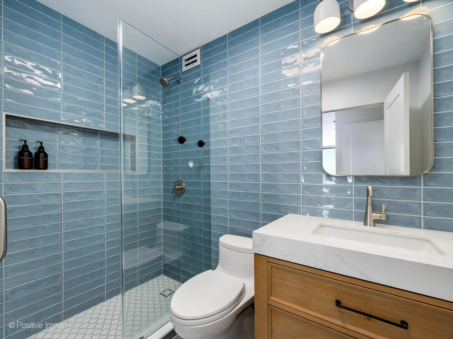 2800 N Lake Shore Drive Unit: 801