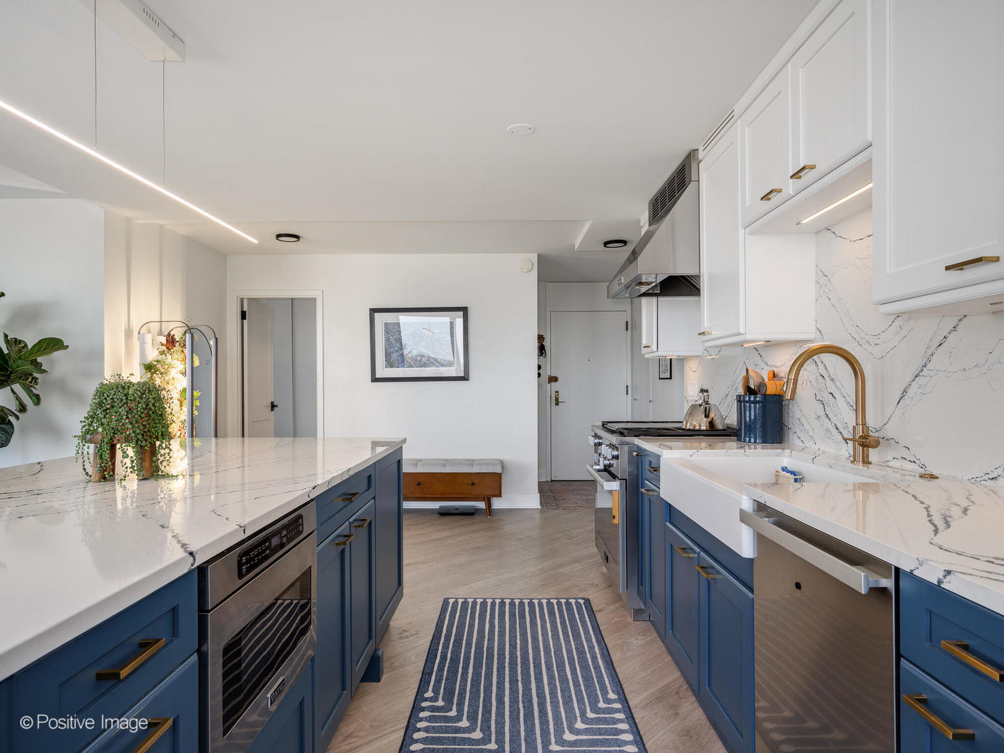 2800 N Lake Shore Drive Unit: 801